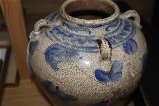 A Chinese blue and white jar height 31cm